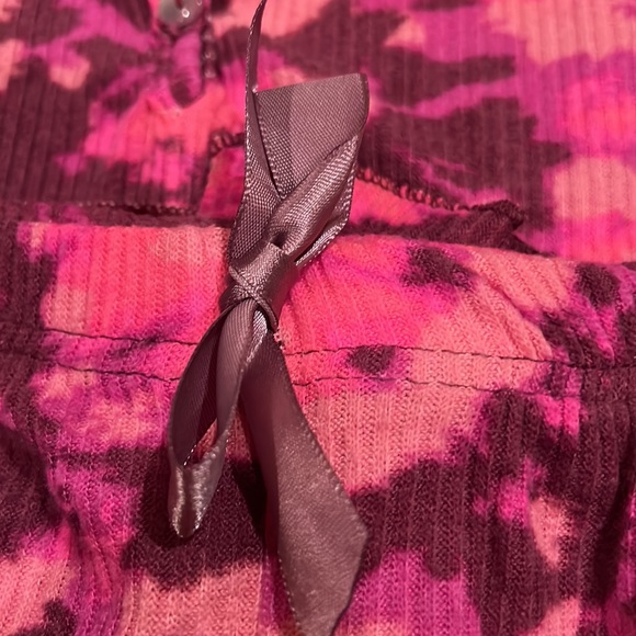 NWT- 2 Piece PJ Short Set Pink Combo Ribbed Style - Picture 11 of 12